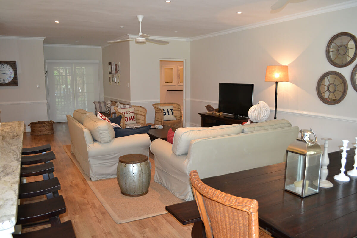 Waterberry-Hill-Eco-Estate-Lounge