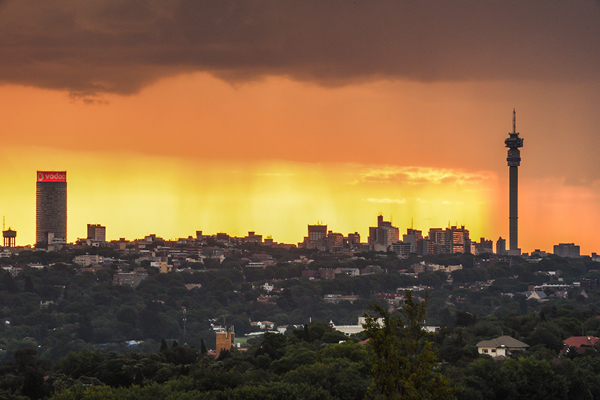 Endcliff-Johannesburg-city-view-at-sunset