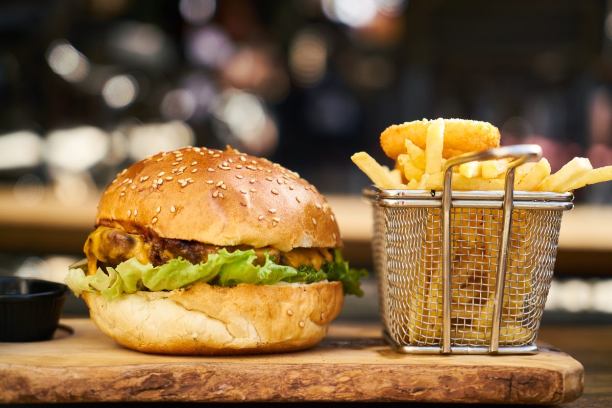Delicious-burger-and-chips